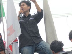 Hardiknas hari pendidikan tertindas