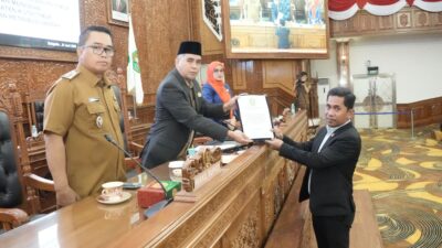 Yusri Yusuf: Raperda Pajak Harus Proporsional dan Sesuai Regulasi Pusat