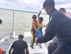 SB. Sadewata 02 Temukan Korban Kapal Tenggelam di Perairan Sungai Nyamuk Sebatik