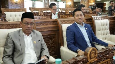 Fraksi Demokrat Dorong Optimalisasi PAD dan Evaluasi DBH Sawit dalam Rapat Paripurna DPRD Kutim